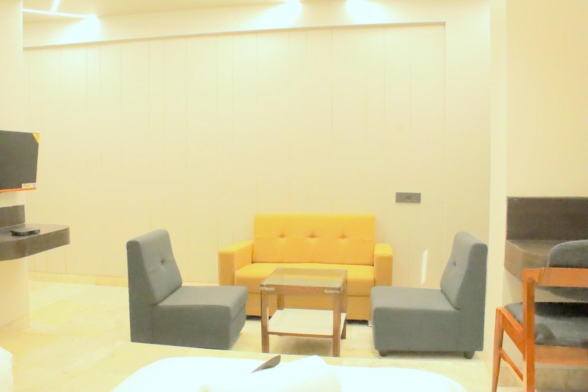 Hotel Statusinn, Ichalkaranji Dış mekan fotoğraf