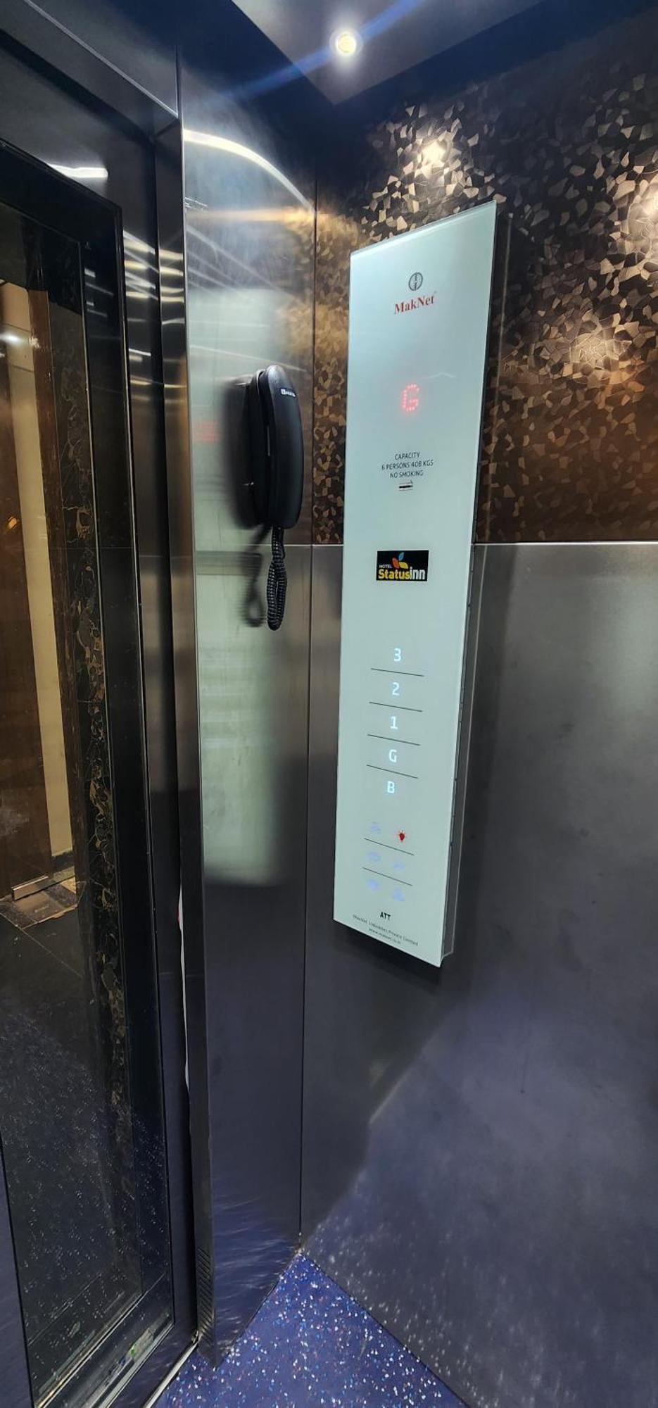 Hotel Statusinn, Ichalkaranji Dış mekan fotoğraf