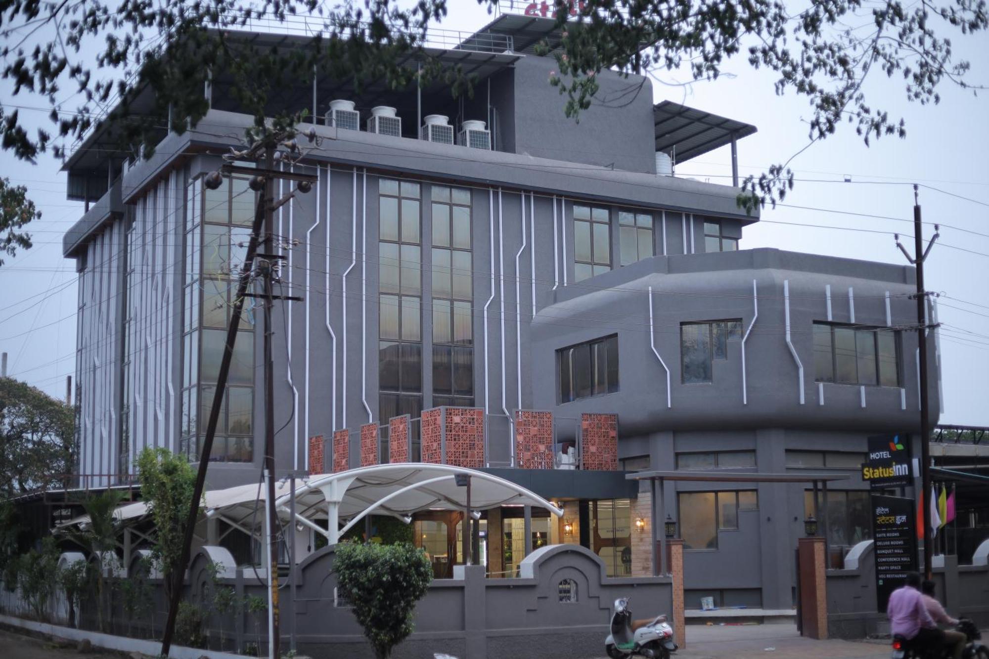 Hotel Statusinn, Ichalkaranji Dış mekan fotoğraf